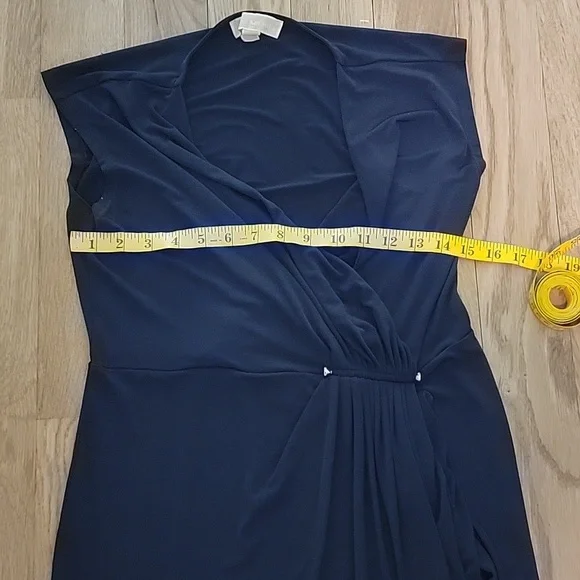 Michael Kors Navy Wrap Mini Dress~Size Small - Picture 4 of 6